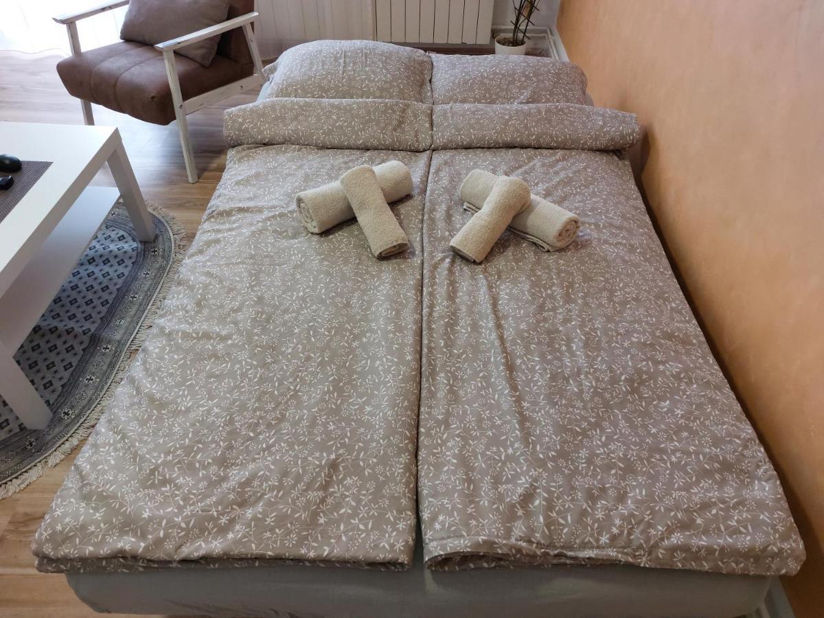 Apartman Centar سريمسكا ميتروفيكا المظهر الخارجي الصورة